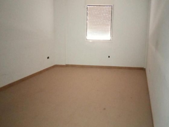 Foto 1 de Venta de piso en Campo de Criptana de 2 habitaciones con garaje