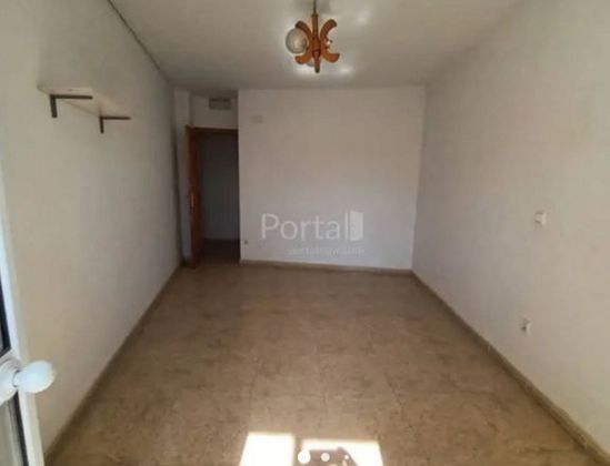 Foto 2 de Pis en venda a Herencia de 2 habitacions amb ascensor
