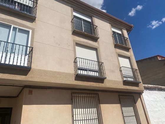 Foto 2 de Pis en venda a Alhambra de 3 habitacions amb balcó i calefacció