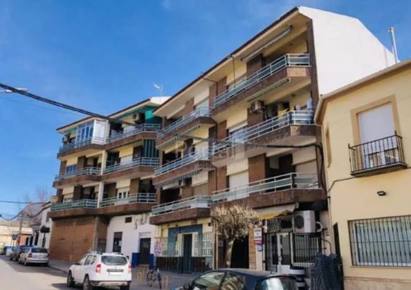 Foto 2 de Pis en venda a calle De la Hispanidad de 4 habitacions amb balcó