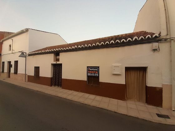 Foto 2 de Casa en venda a Almodóvar del Campo de 4 habitacions amb terrassa