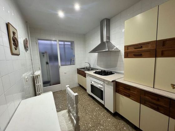 Foto 1 de Pis en lloguer a Centro - Puertollano de 2 habitacions amb terrassa i mobles