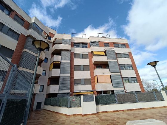 Foto 2 de Piso en venta en Universidad de 2 habitaciones con terraza y piscina