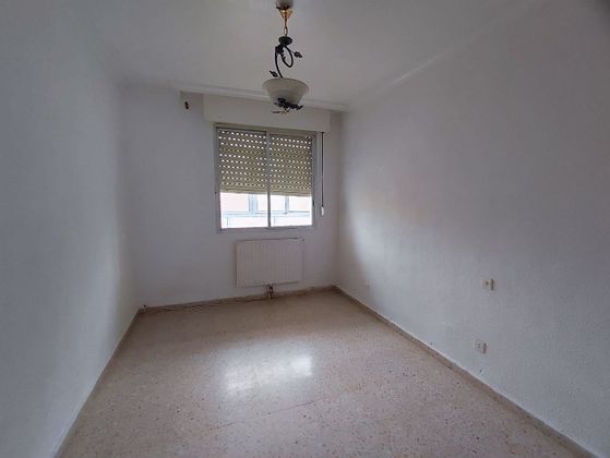 Foto 2 de Pis en venda a barrio Nuevo Manzanares de 3 habitacions amb balcó i calefacció