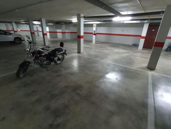 Foto 1 de Garatge en venda a calle Académicos de 18 m²
