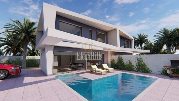 Foto 1 de Casa adossada en venda a Carrús Est - Camí dels Magros de 2 habitacions amb terrassa i piscina
