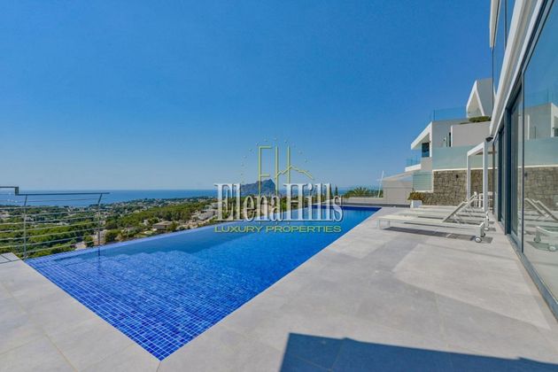 Foto 2 de Venta de chalet en Benissa de 5 habitaciones con terraza y piscina