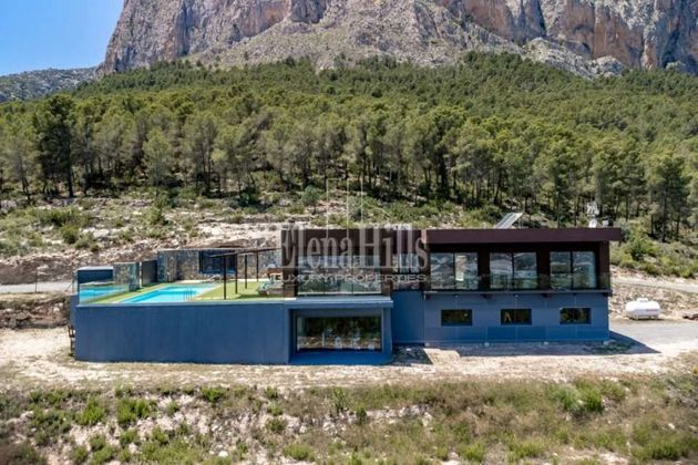 Foto 2 de Xalet en venda a Polop de 5 habitacions amb terrassa i piscina