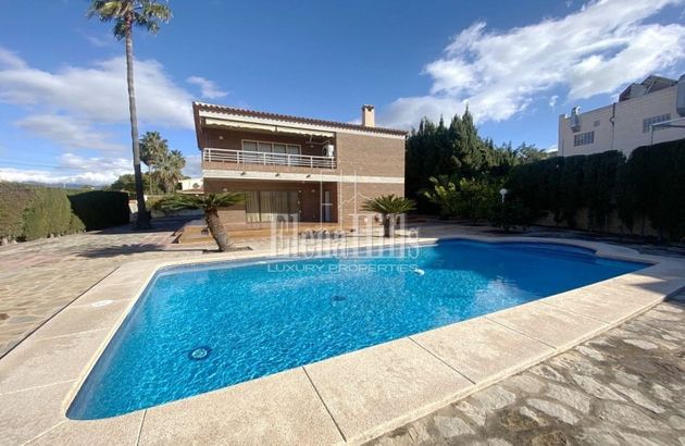 Foto 1 de Chalet en venta en Rincón de Loix de 8 habitaciones con terraza y piscina