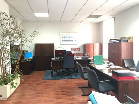 Foto 2 de Oficina en lloguer a Las Arenas Centro amb calefacció i ascensor