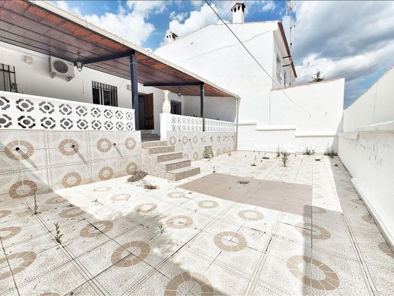 Foto 2 de Chalet en venta en El Poblado - Abulagar de 3 habitaciones con terraza y aire acondicionado