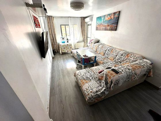 Foto 1 de Piso en venta en Reyes de 3 habitaciones con terraza y aire acondicionado