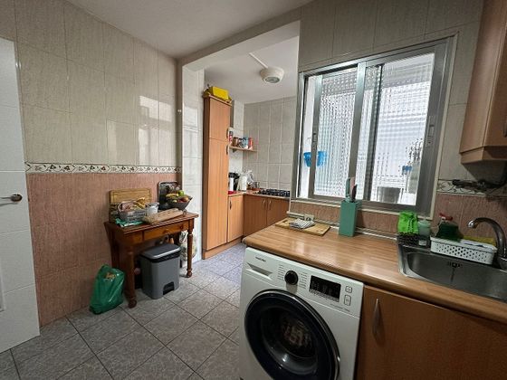 Foto 2 de Piso en venta en Villayuventus-Renfe de 3 habitaciones con calefacción y ascensor