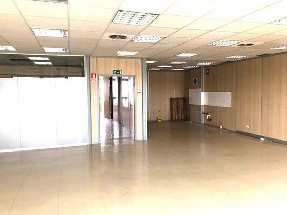 Foto 2 de Oficina en venda a avenida De Valdelaparra de 243 m²