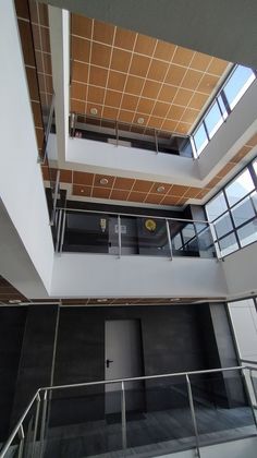 Foto 1 de Oficina en lloguer a Zona Industrial amb garatge i ascensor