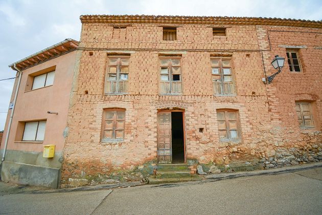 Foto 1 de Casa adossada en venda a Burgo de Osma-Ciudad de Osma de 154 m²