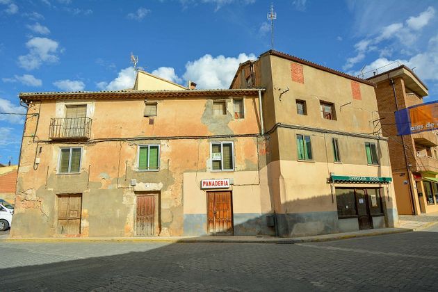 Foto 1 de Casa adossada en venda a San Esteban de Gormaz de 9 habitacions amb garatge