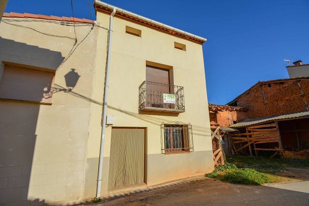 Foto 2 de Casa adossada en venda a San Esteban de Gormaz de 4 habitacions amb terrassa