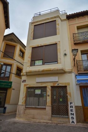 Foto 1 de Casa adossada en venda a San Esteban de Gormaz de 7 habitacions amb terrassa i calefacció