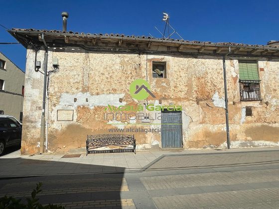 Foto 1 de Casa en venda a Burgo de Osma-Ciudad de Osma de 2 habitacions amb balcó