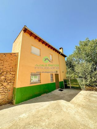 Foto 2 de Casa en venta en Burgo de Osma-Ciudad de Osma de 4 habitaciones con jardín y calefacción
