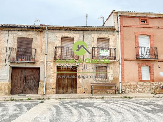Foto 1 de Casa en venda a San Esteban de Gormaz de 5 habitacions amb jardí