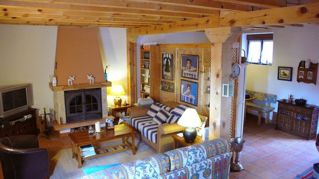 Foto 2 de Casa en venda a San Esteban de Gormaz de 5 habitacions amb jardí i calefacció