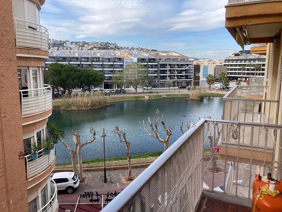Foto 1 de Pis en venda a calle Prado de 3 habitacions amb balcó
