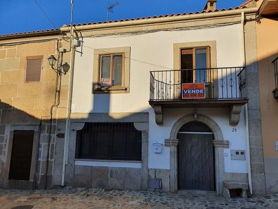Foto 1 de Casa en venda a calle Jose Manzanera de 5 habitacions amb terrassa i balcó