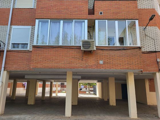 Foto 2 de Piso en venta en calle Lorenzo Roldan de 2 habitaciones con garaje y balcón