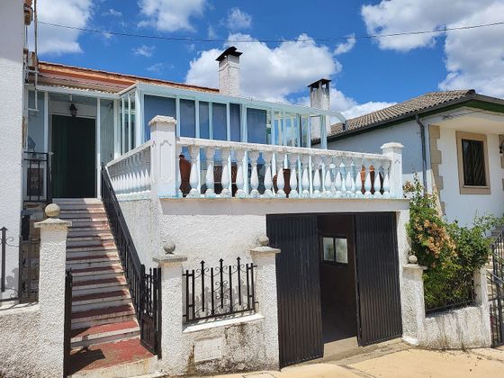 Foto 1 de Xalet en venda a calle Ahigal de Los Aceiteros de 4 habitacions amb terrassa i jardí