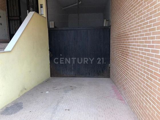 Foto 2 de Venta de garaje en calle Poeta Fermín Limorte de 10 m²