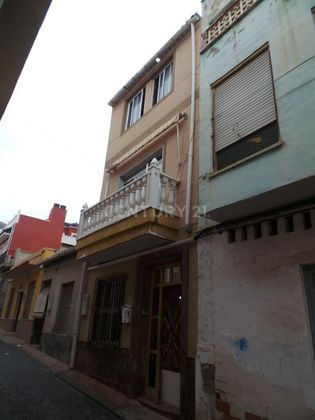 Foto 1 de Casa en venta en calle Emperatriz Eugenia de 3 habitaciones con garaje
