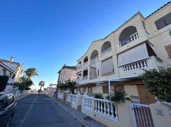 Foto 1 de Piso en venta en calle Francisco Canto de 2 habitaciones con terraza y balcón