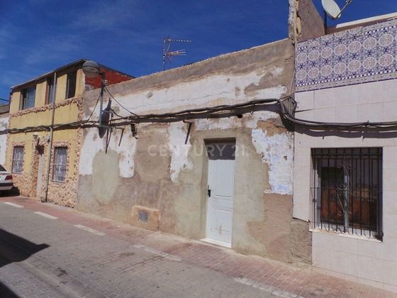 Foto 1 de Casa adosada en venta en calle San Emilio de 2 habitaciones con garaje