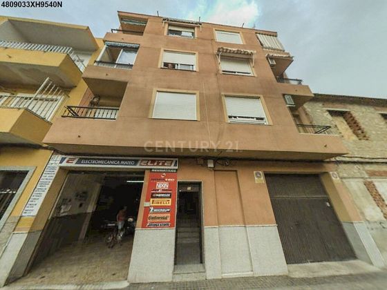 Foto 1 de Pis en venda a calle Lope de Vega de 4 habitacions amb garatge i balcó