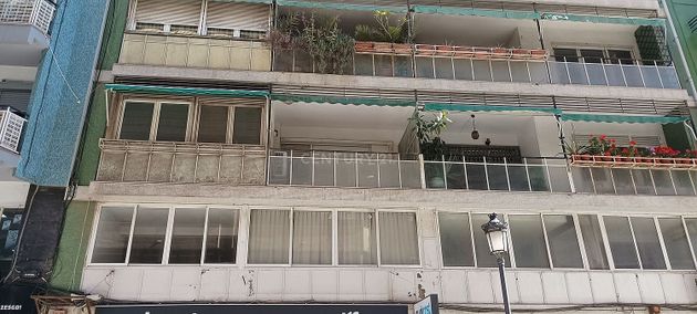 Foto 1 de Casa en venda a calle De Álvarez Sereix de 4 habitacions amb terrassa i aire acondicionat