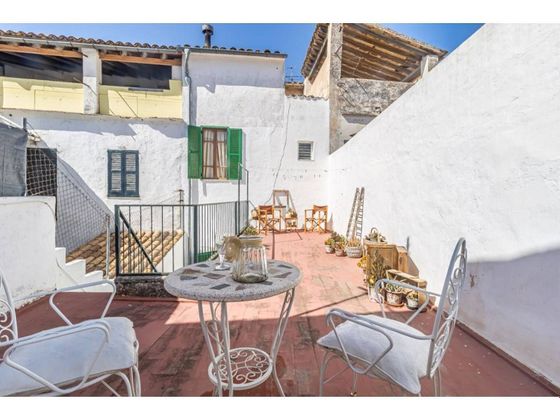 Foto 1 de Venta de casa en Alaró de 5 habitaciones con terraza y balcón