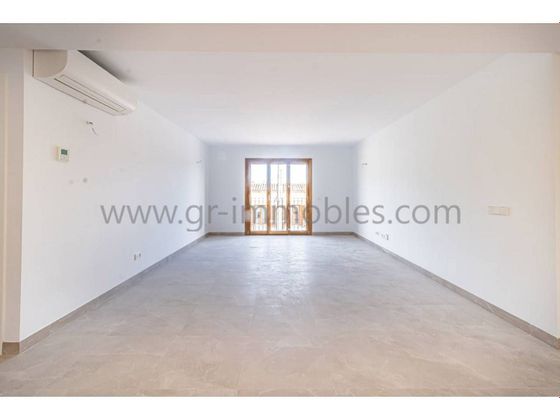 Foto 1 de Venta de piso en Mancor de la Vall de 3 habitaciones con terraza y garaje