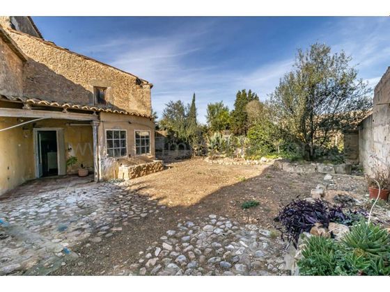 Foto 2 de Casa en venta en Santa Eugènia de 5 habitaciones con terraza y piscina