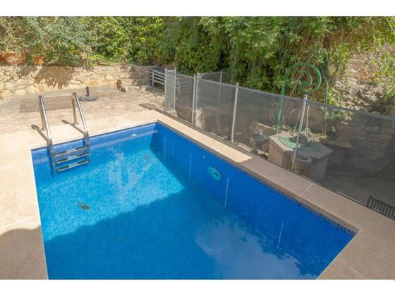 Foto 1 de Casa en venta en Lloseta de 4 habitaciones con terraza y piscina