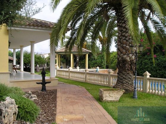 Foto 1 de Xalet en venda a La Algoda - Matola - El Pla de 5 habitacions amb terrassa i piscina