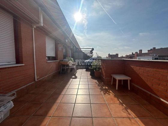 Foto 1 de Ático en venta en Veredillas - Juncal - Zarzuela de 4 habitaciones con terraza y piscina