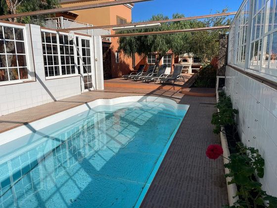Foto 1 de Xalet en venda a Caleta de Fuste de 4 habitacions amb terrassa i piscina