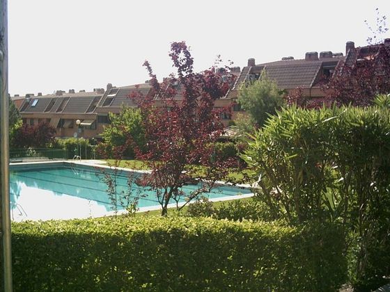 Foto 2 de Casa en lloguer a El Burgo de 5 habitacions amb terrassa i piscina