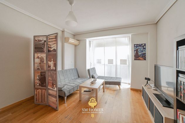 Foto 1 de Piso en venta en Mejorada del Campo de 2 habitaciones con balcón y aire acondicionado