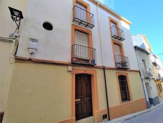 Foto 2 de Casa adossada en venda a calle Caballerizo de 5 habitacions amb terrassa i balcó