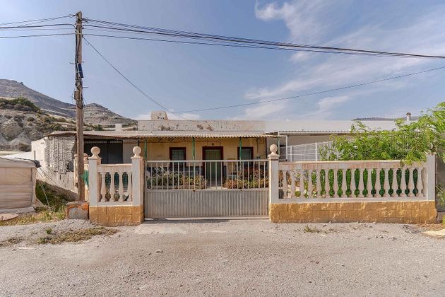 Foto 2 de Casa rural en venda a Calahonda de 5 habitacions amb terrassa