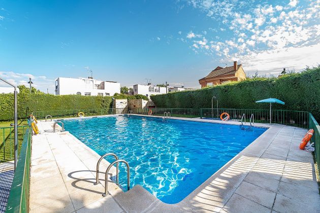 Foto 1 de Casa en venda a El Pijorro de 5 habitacions amb terrassa i piscina