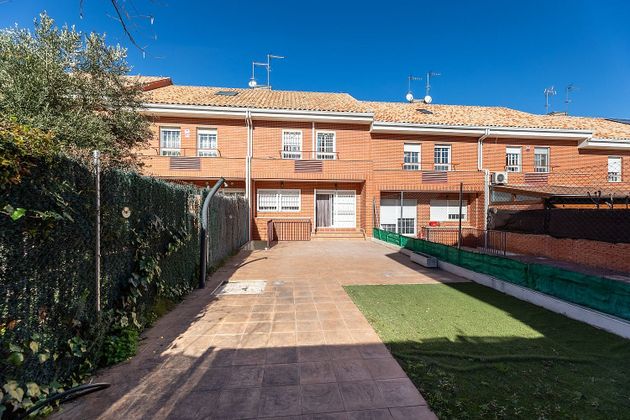 Foto 1 de Casa en venda a Urbanización Mediterráneo de 4 habitacions amb terrassa i garatge